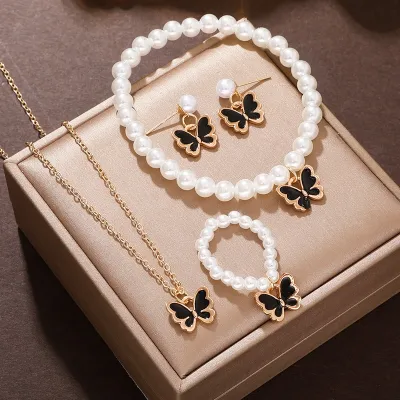Elegant Fashionable Butterfly Jewelry Set (5 pcs)